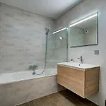 White Pearl - Centre De - 2ch - Renove Lägenhet *