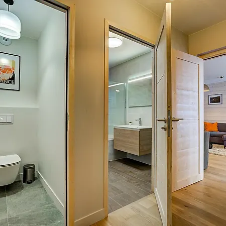 White Pearl - Centre De - 2ch - Renove *