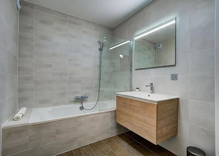 White Pearl - Centre De - 2ch - Renove Appartement *